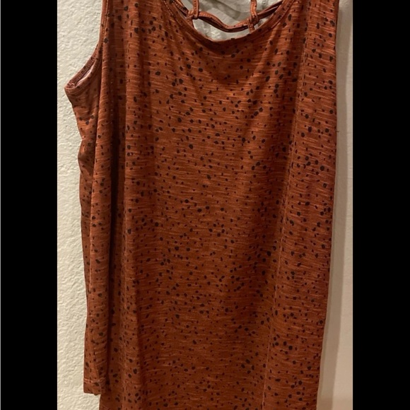 Maurices Tank top with back detail - Picture 4 of 5